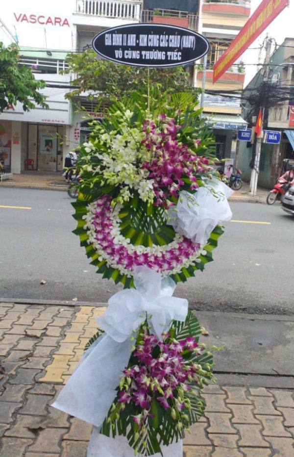 Kệ hoa đám tang - 13